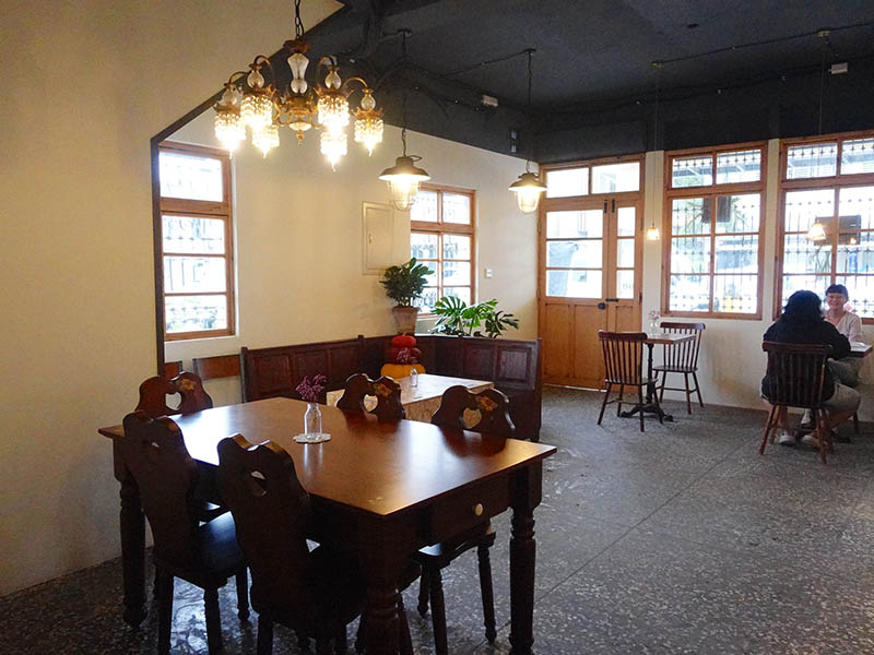 Chou Chou 迷你可麗露專賣店