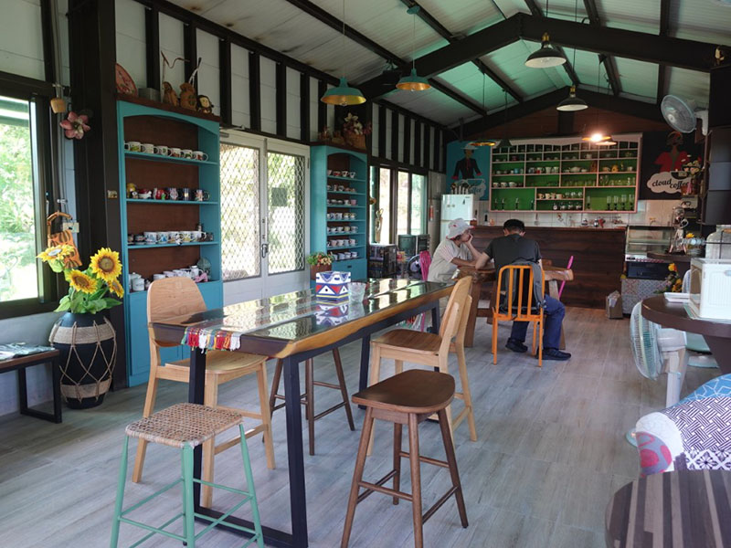 雲端紅土咖啡露營區